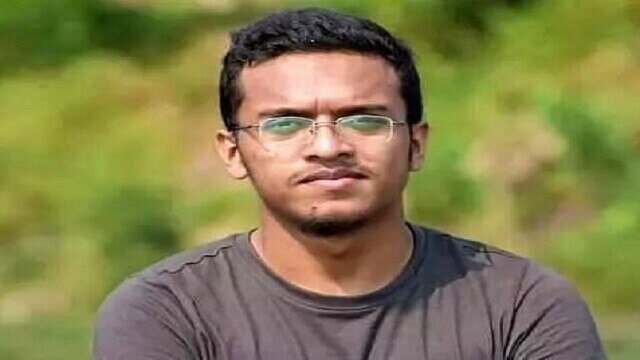 এই রায়ে হলের ‘বড় ভাই’ ও শিক্ষকদের যেন চোখ খোলে: মোশাররফ হোসেন কাজল