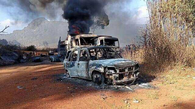 মিয়ানমারে নারী–শিশুসহ ৩০ জনকে পুড়িয়ে হত্যা