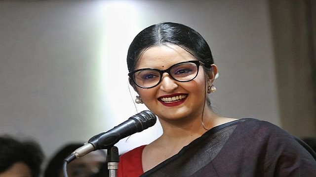 প্রীতিলতার সংবাদ সম্মেলনে জনসমক্ষে পরীমনি