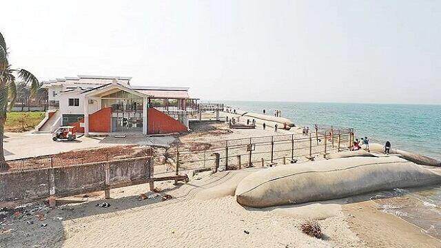 আইন প্রয়োগকারীদের ভবনেরই ছাড়পত্র নেই