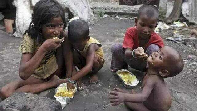 কোটি মানুষ বহুমুখী দারিদ্র্যের কবলে