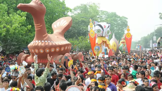 করোনায় পাল্টে যেতে পারে পয়লা বৈশাখ উদ্‌যাপন