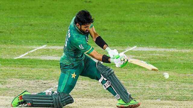 পাকিস্তানকে পথ দেখালেন রিজওয়ানই