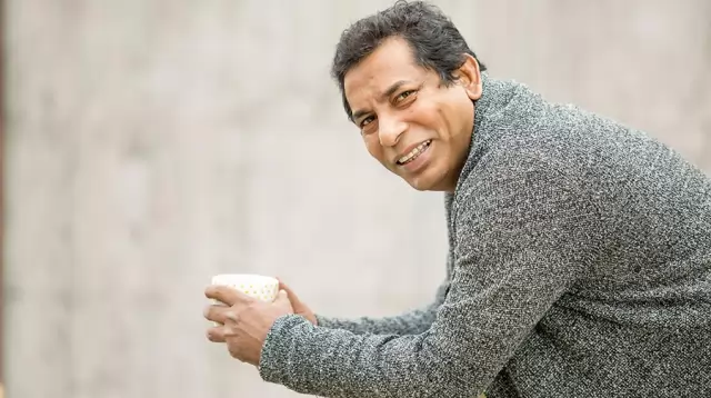 দুর্নীতিবাজ এক কর্মকর্তার চরিত্রে