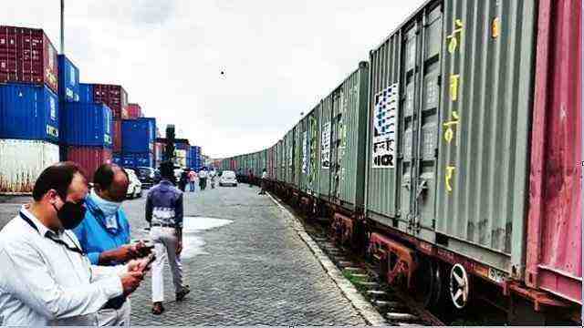 রেলপথে আবার শুরু ভারত বাংলাদেশের আমদানি ও রপ্তানি