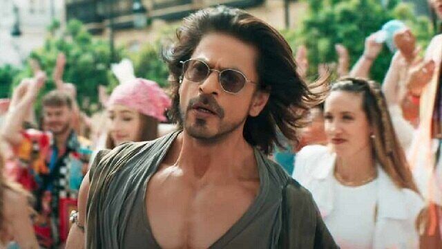 আয়ে হিন্দি সিনেমার ইতিহাসের সর্বকালের দ্বিতীয় সর্বোচ্চ ‘পাঠান’